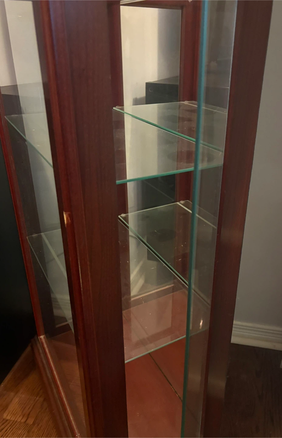 Display Cabinet with Glass Shelves - photo 4