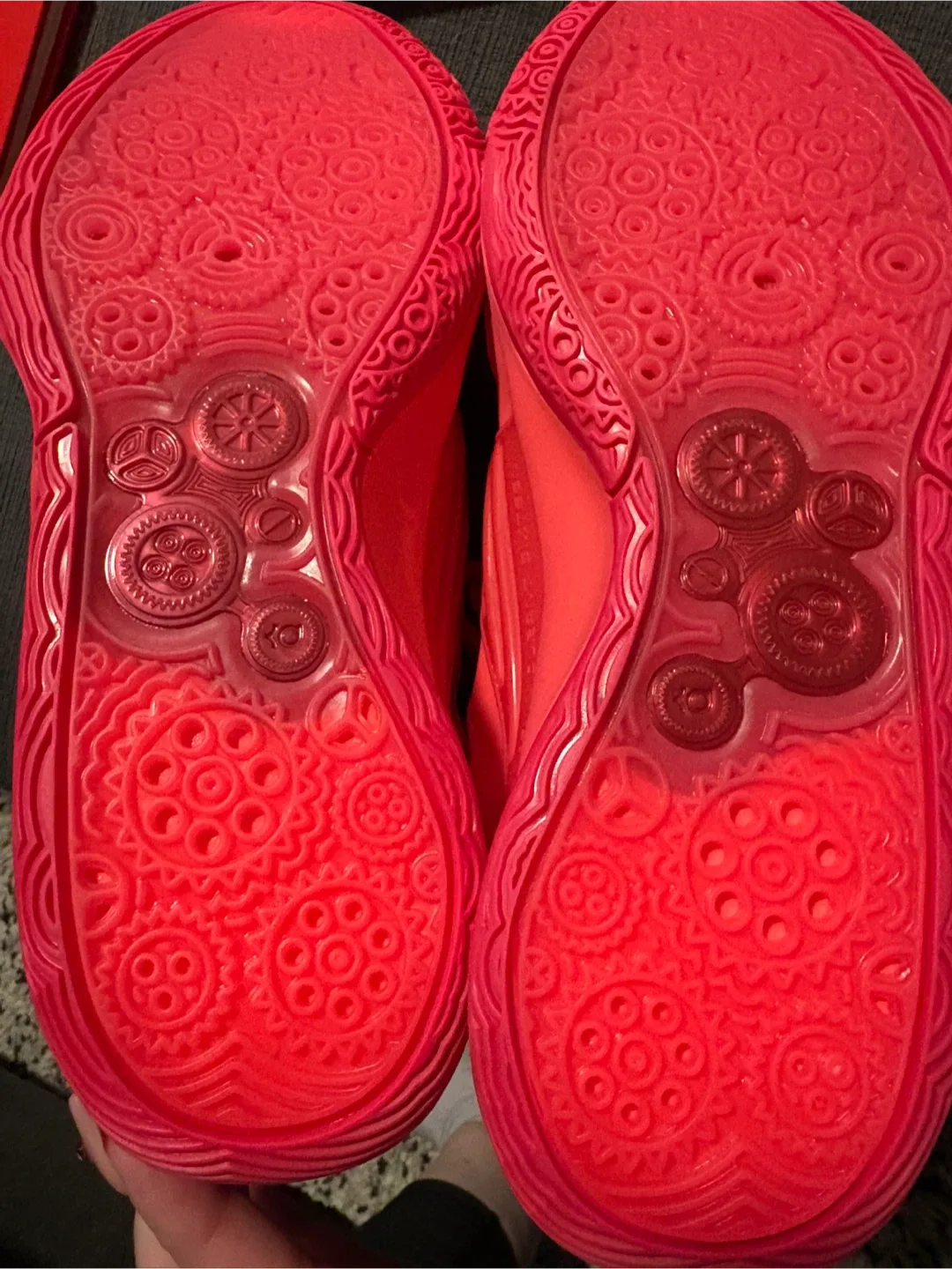 Nike KD15 Red Basketball Shoes - Size 9.5 image indicator(4)