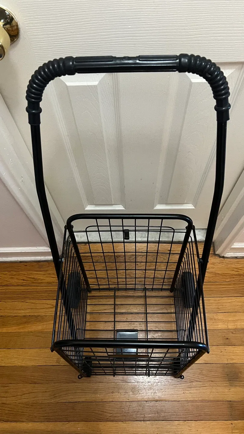 Black Shopping/Laundry Cart #cleanout image indicator(5)