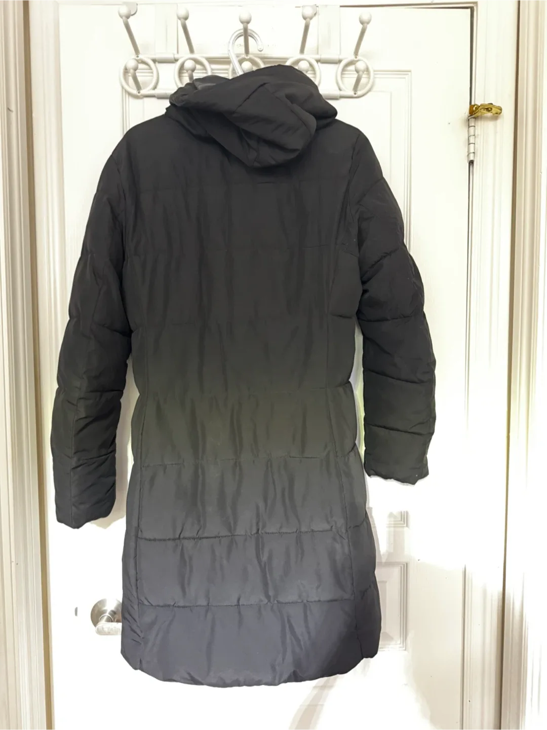 L.O.G.G. Black Puffer Coat - Size S image indicator(2)