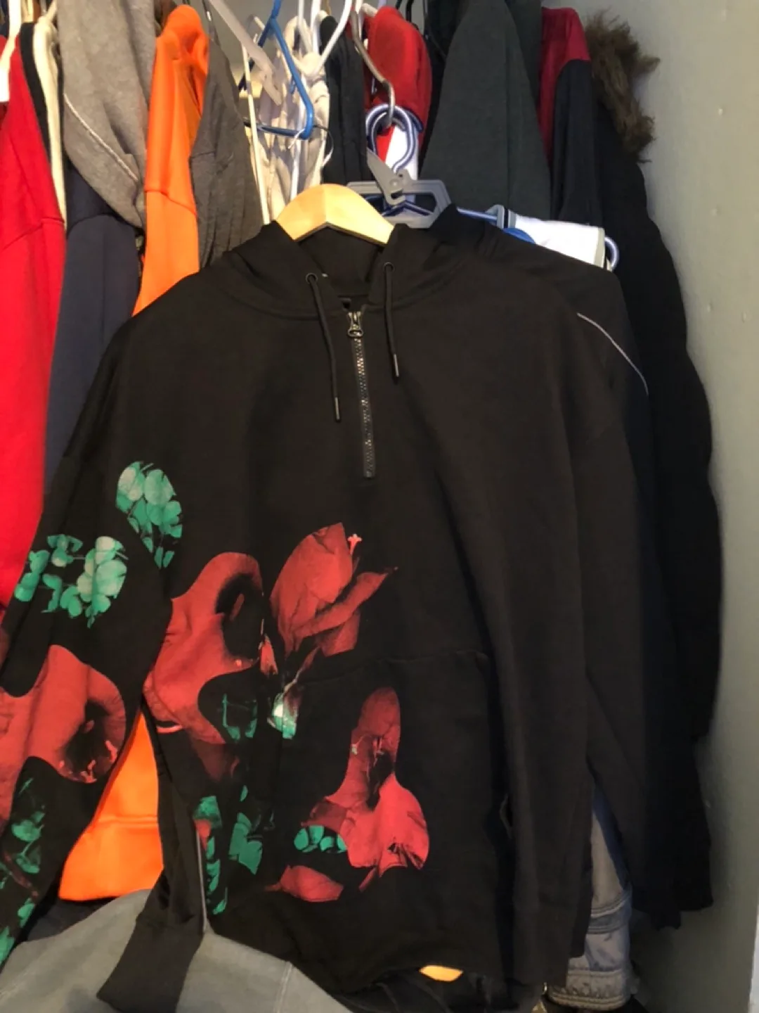 H&M Black Floral Hoodie - Size L