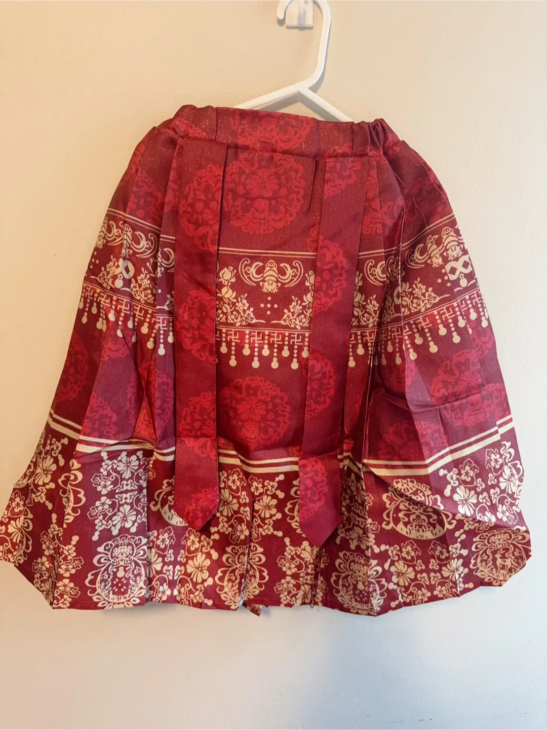 Red & White Kids' Sweater & Skirt Set-Toddler size 6-7T image indicator(4)