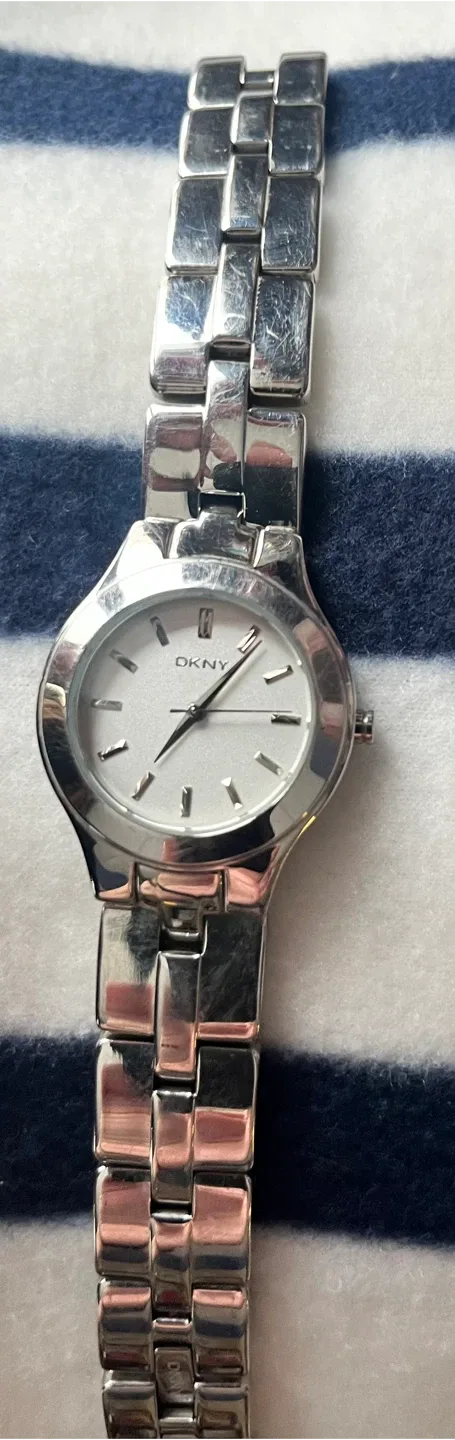 #Cleanout - DKNY Women's Silver Watch image indicator(10)
