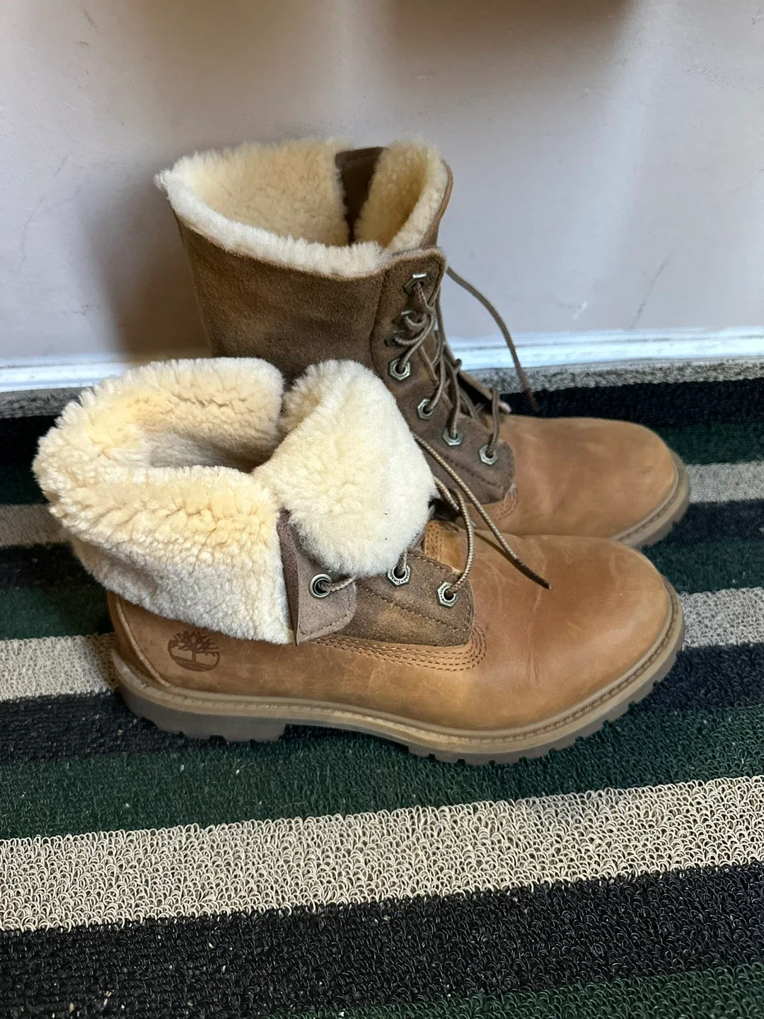 Ladies Sz. 7 Timberland Boots