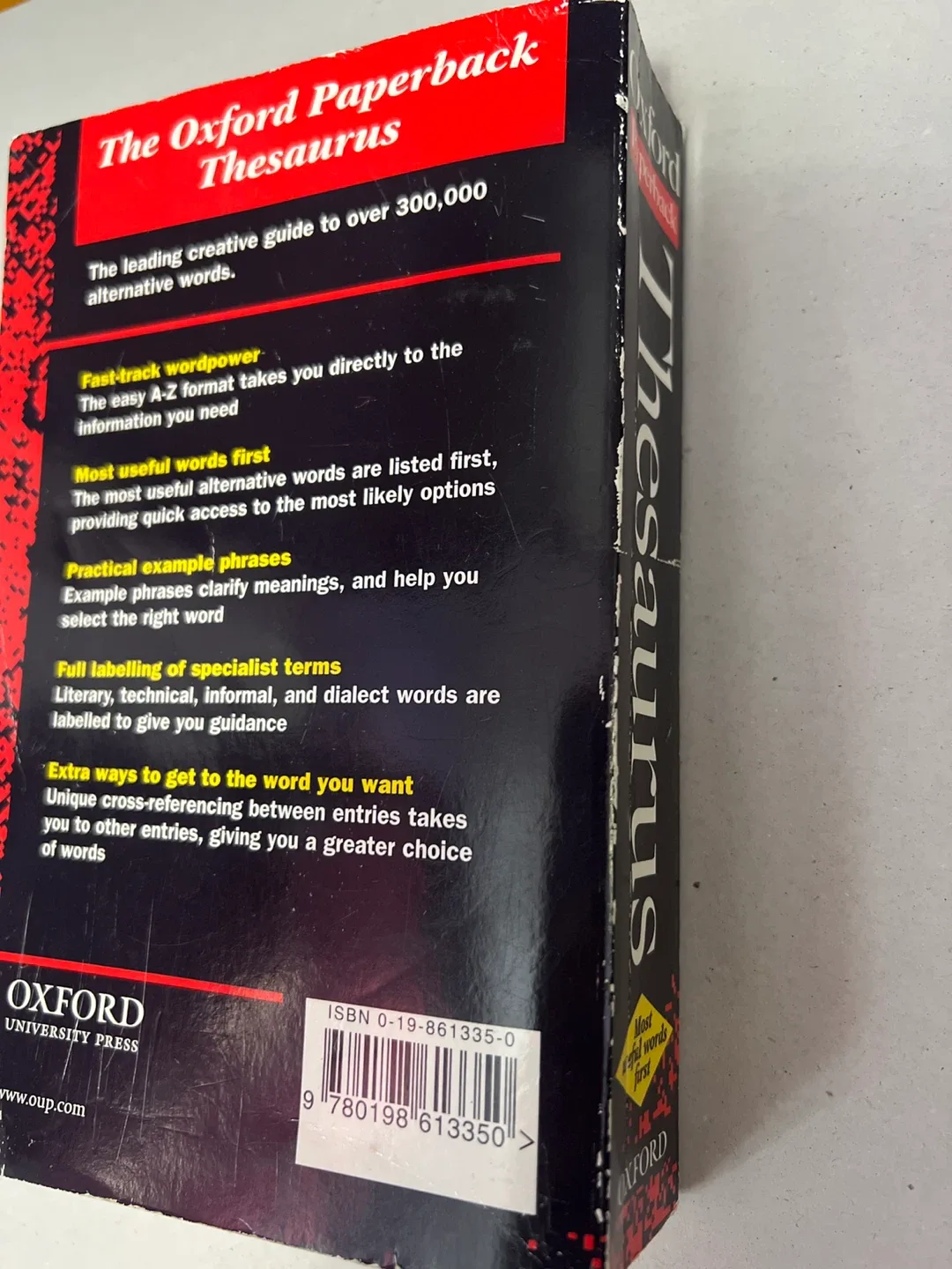 Oxford Paperback Thesaurus image indicator(3)