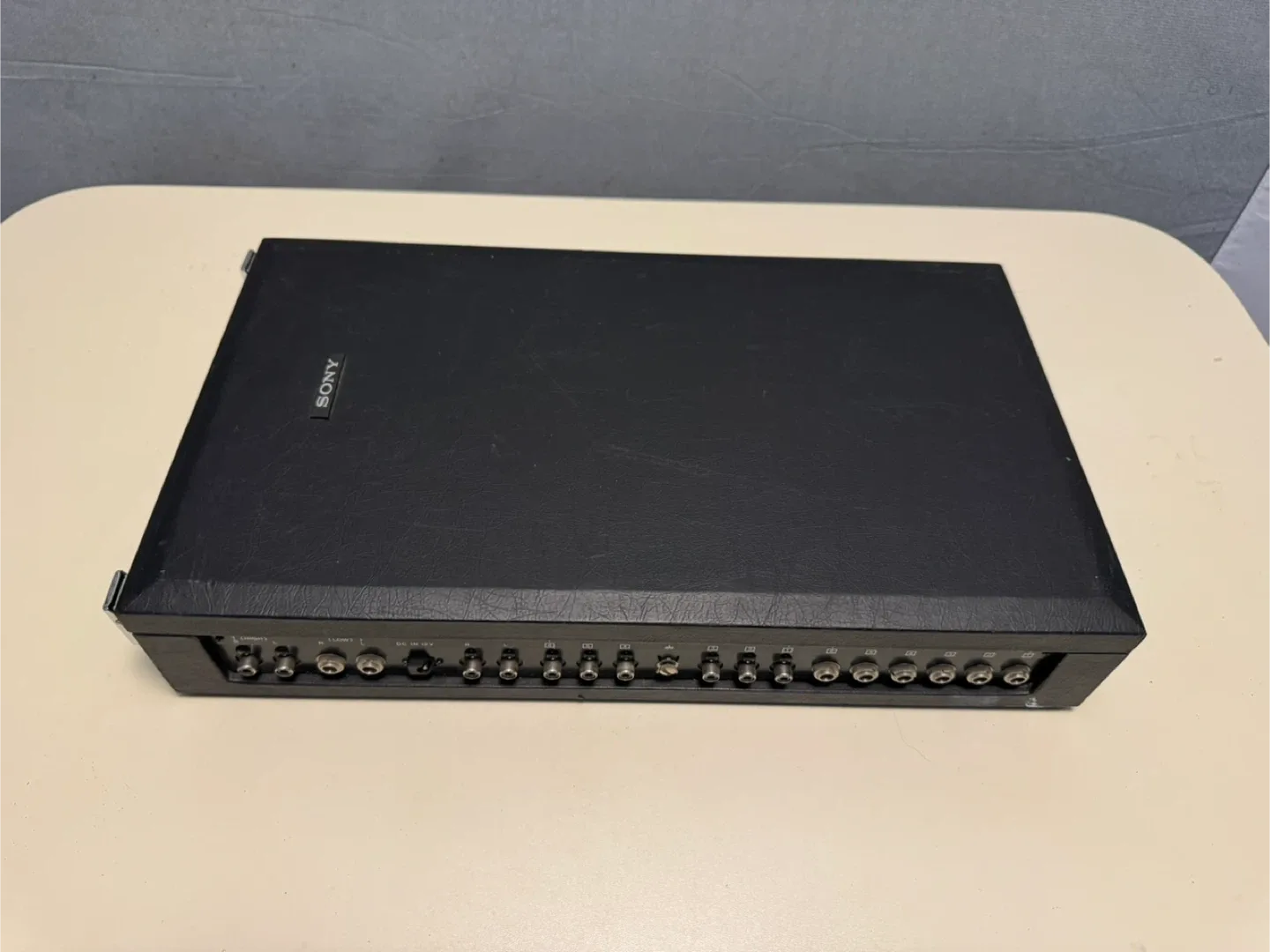 Sony MX-650 6-Channel Stereo Microphone Mixer image indicator(3)