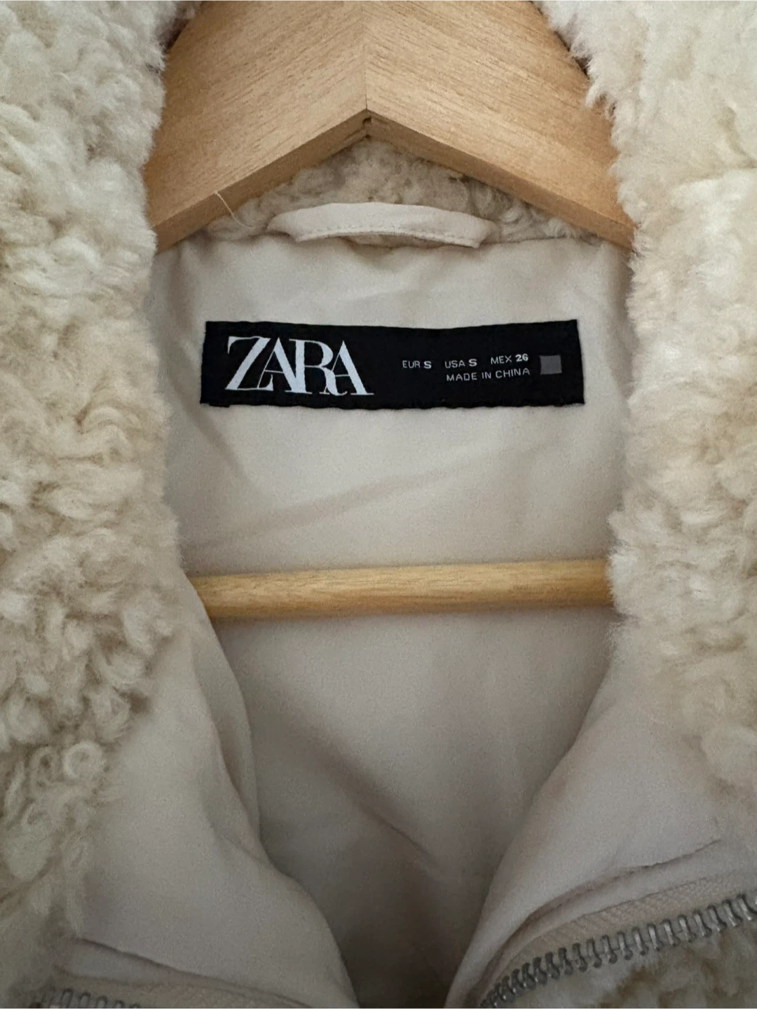 Zara Cream Sherpa Jacket - Size S - photo 2