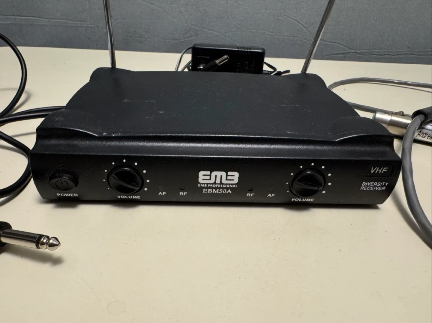 EMB EBM50A VHF Diversity Receiver image indicator(5)