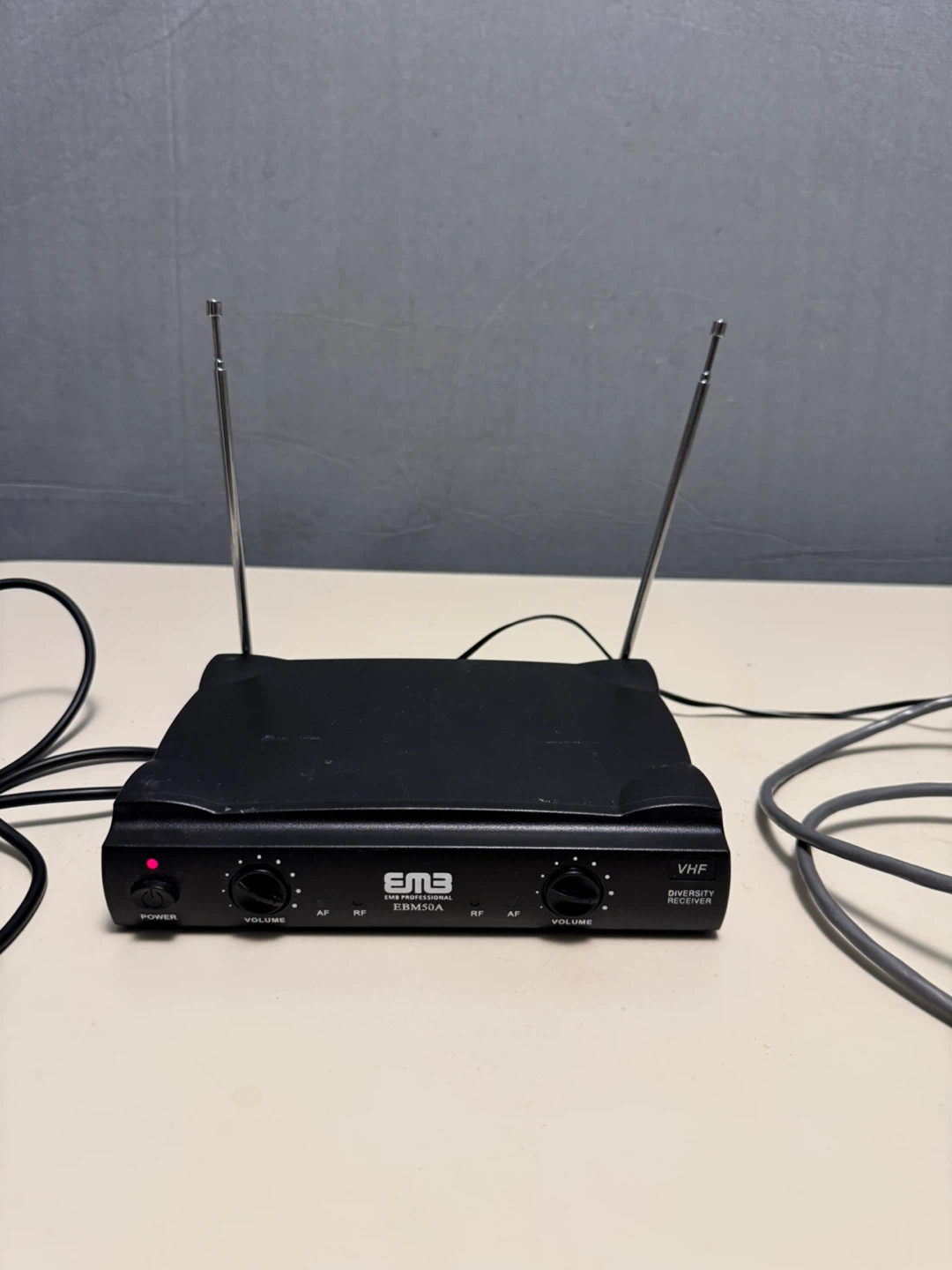 EMB EBM50A VHF Diversity Receiver - photo 2