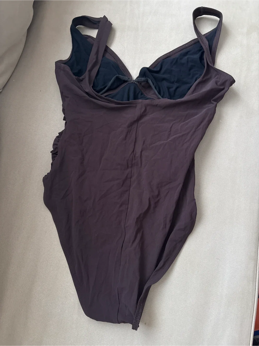 #cleanout Colletto Swimsuit & Coverup - Size 14 image indicator(3)