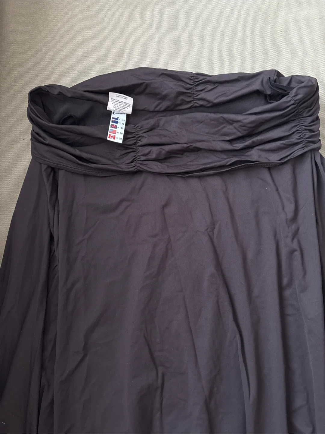 #cleanout Colletto Swimsuit & Coverup - Size 14 image indicator(4)