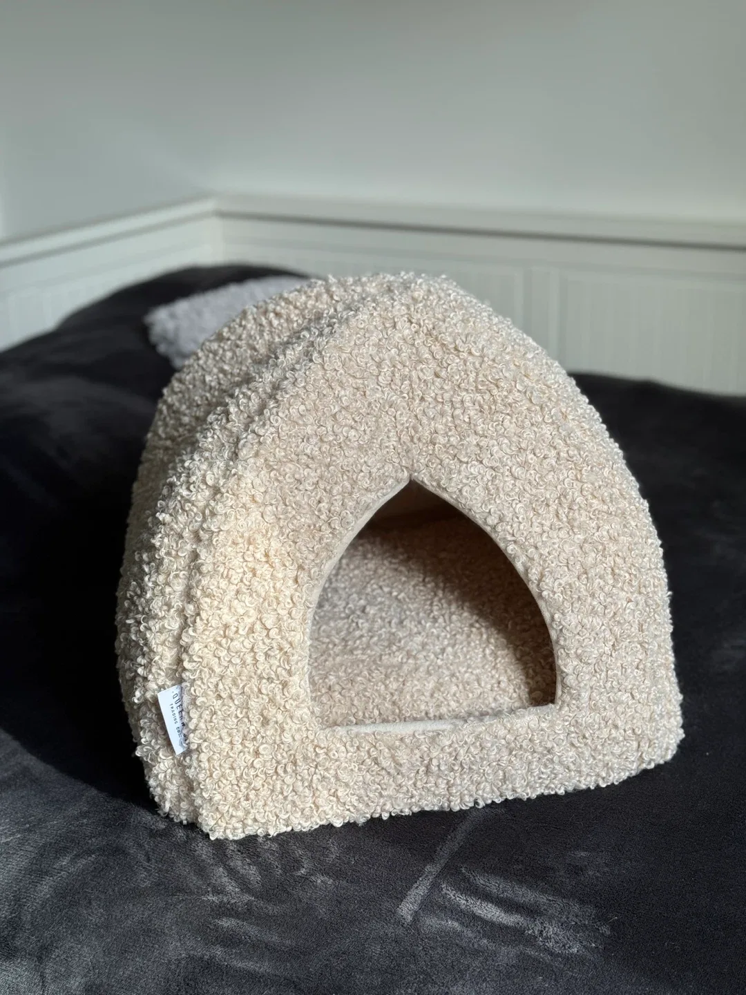 Queen West Trading Co. Pet Cat Dog Bed