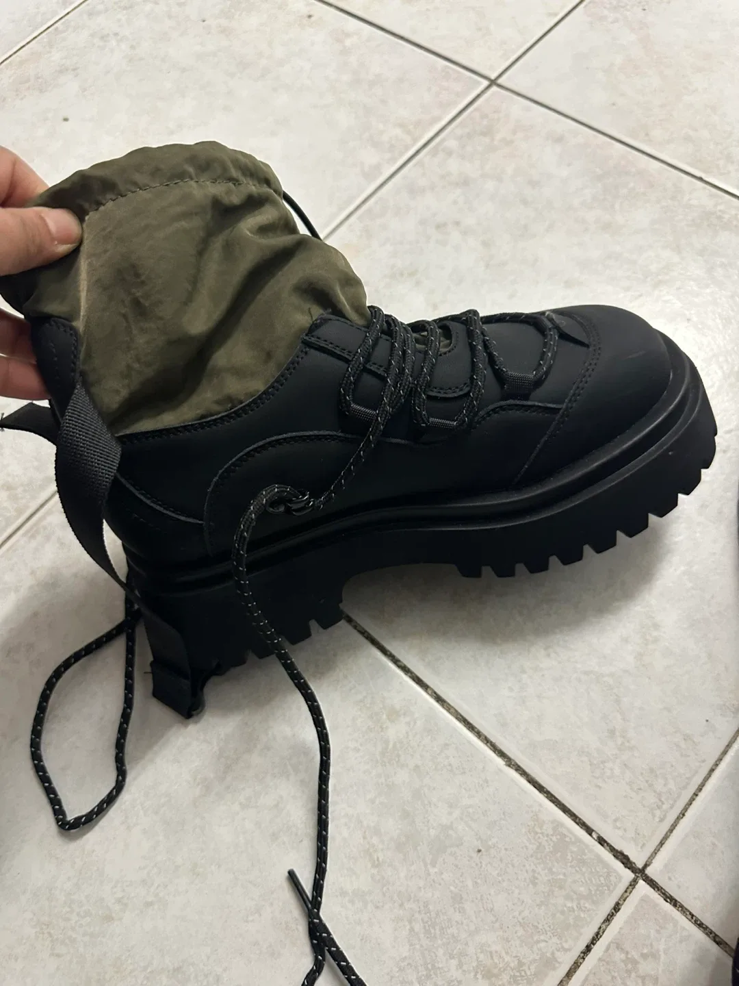 Black Boots - Size 1.5 image indicator(2)