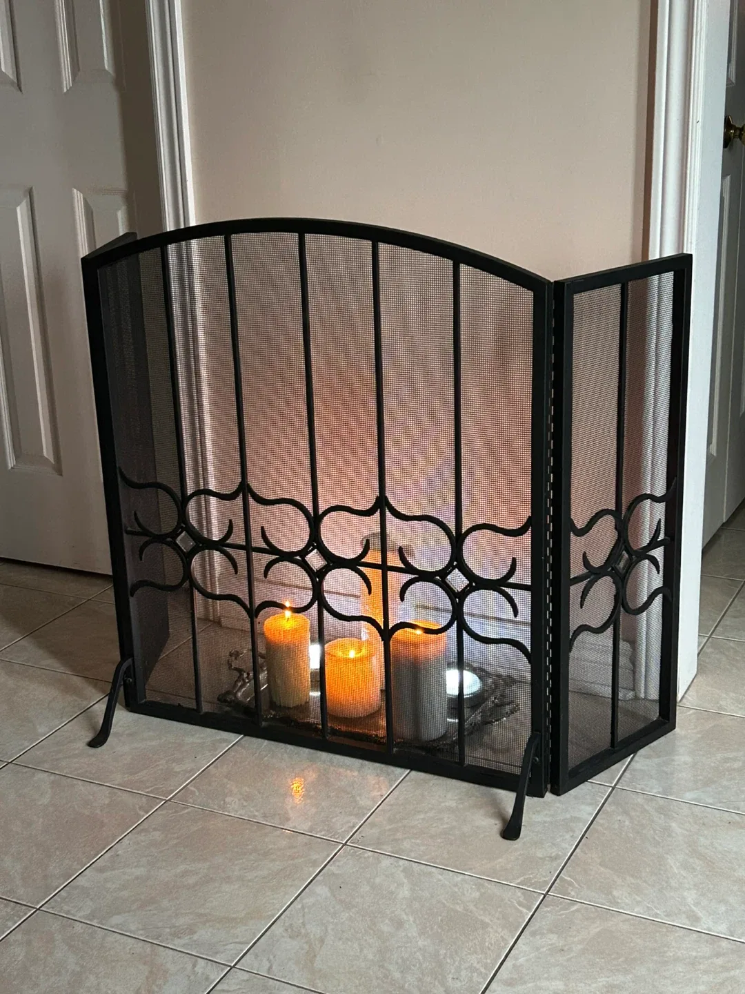 Black Metal Fireplace Screen image indicator(2)