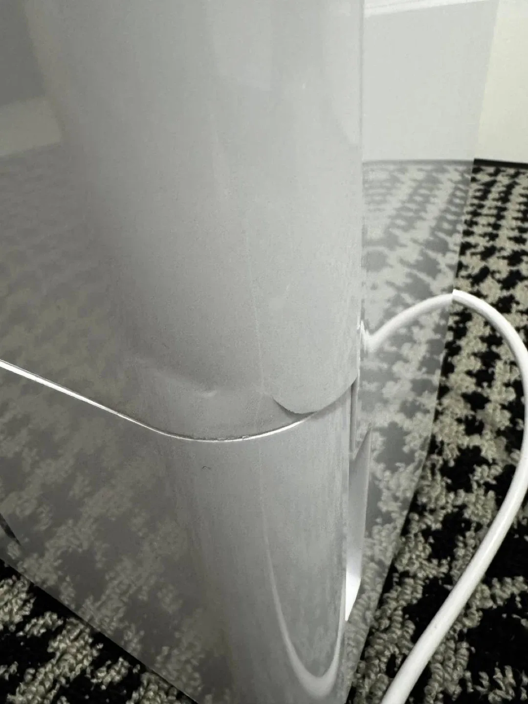 hOmeLabs 8 Pint Wi-Fi Dehumidifier – OPEN BOX image indicator(2)