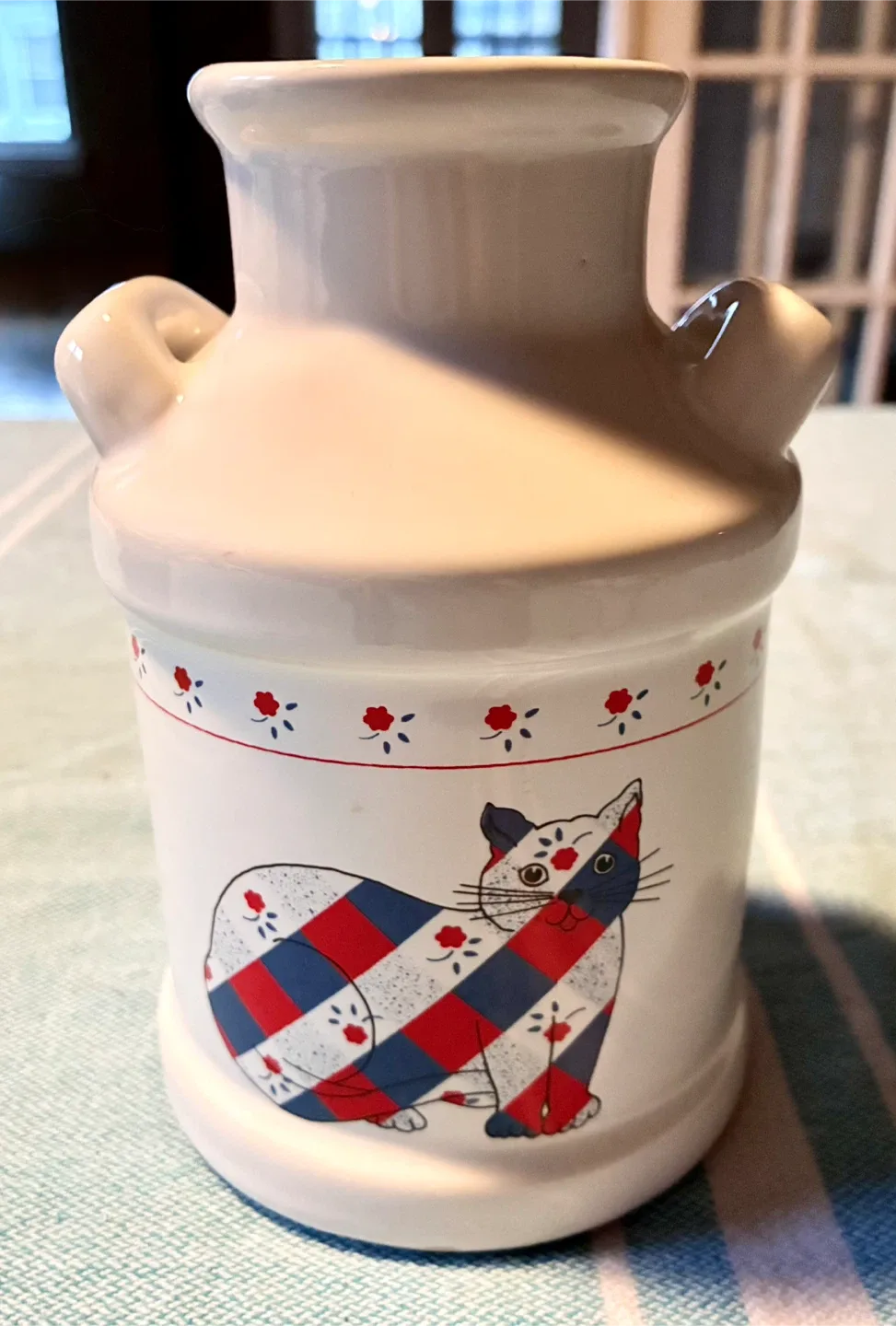 Set of 7-Cat Creamers, TeaBag Holder & Trivet image indicator(7)