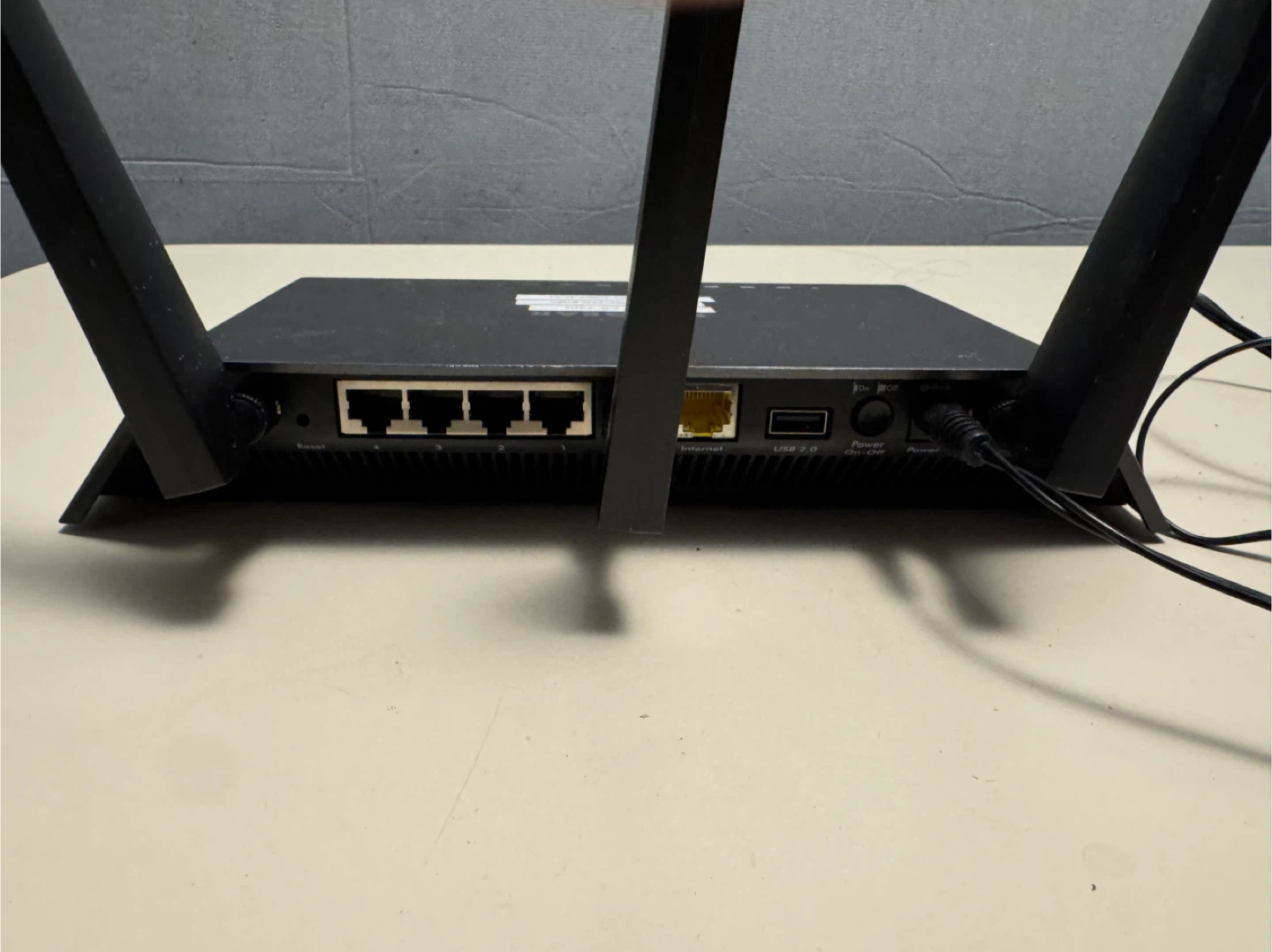 Netgear Router - photo 2