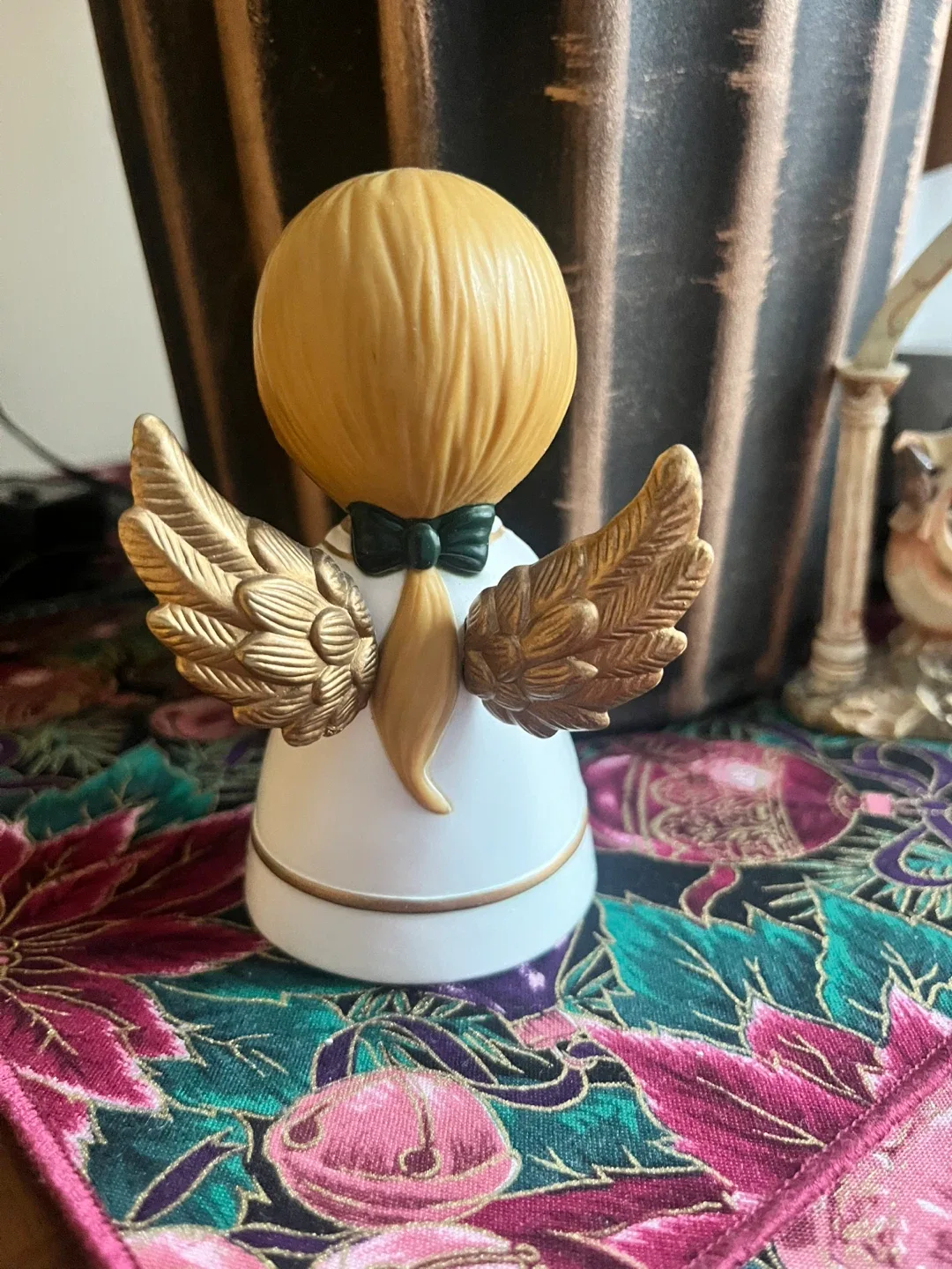 #Cleanout- Vintage Angel Figurine image indicator(2)