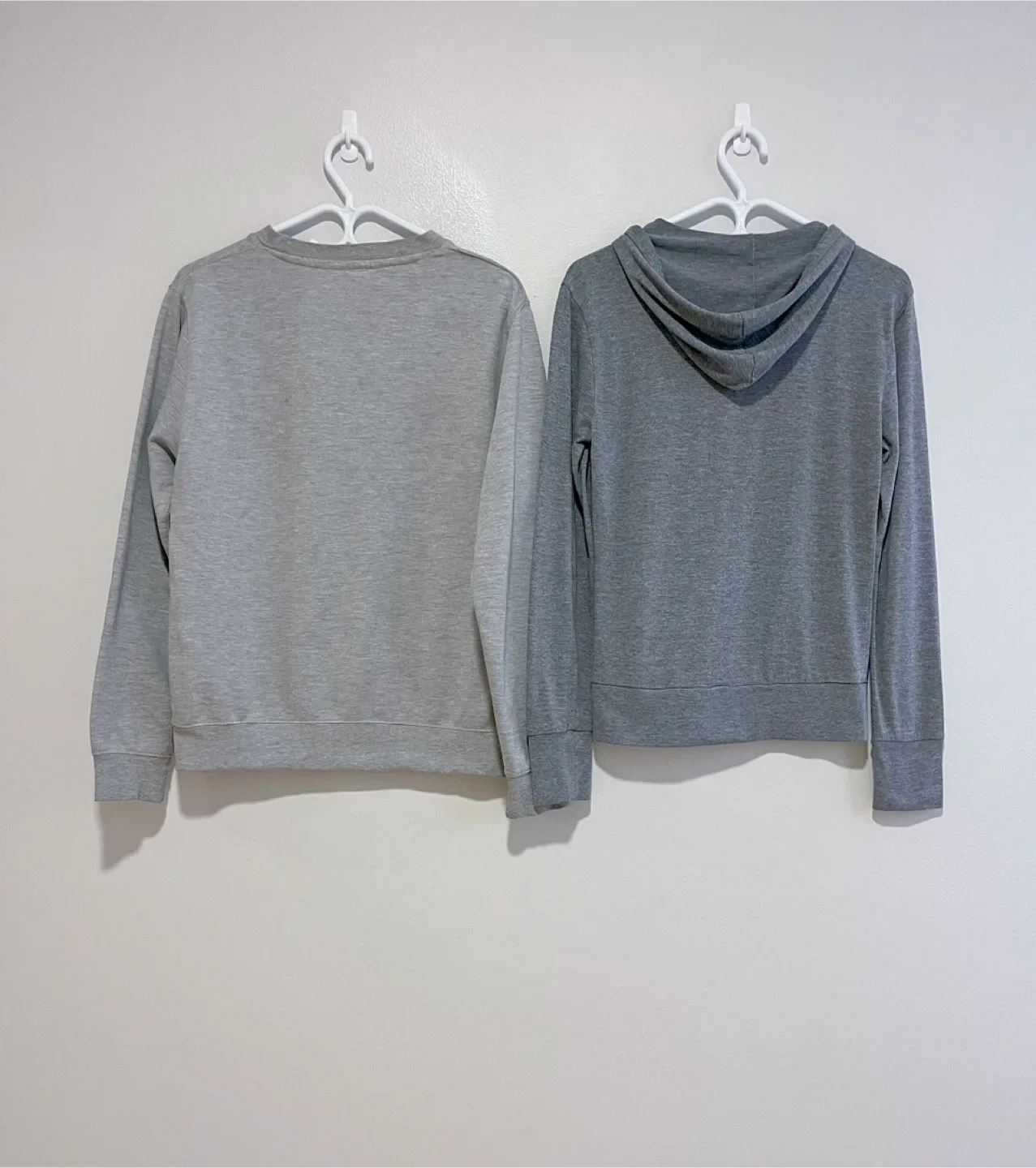 Women’s Sweatshirt & Hoodies image indicator(2)