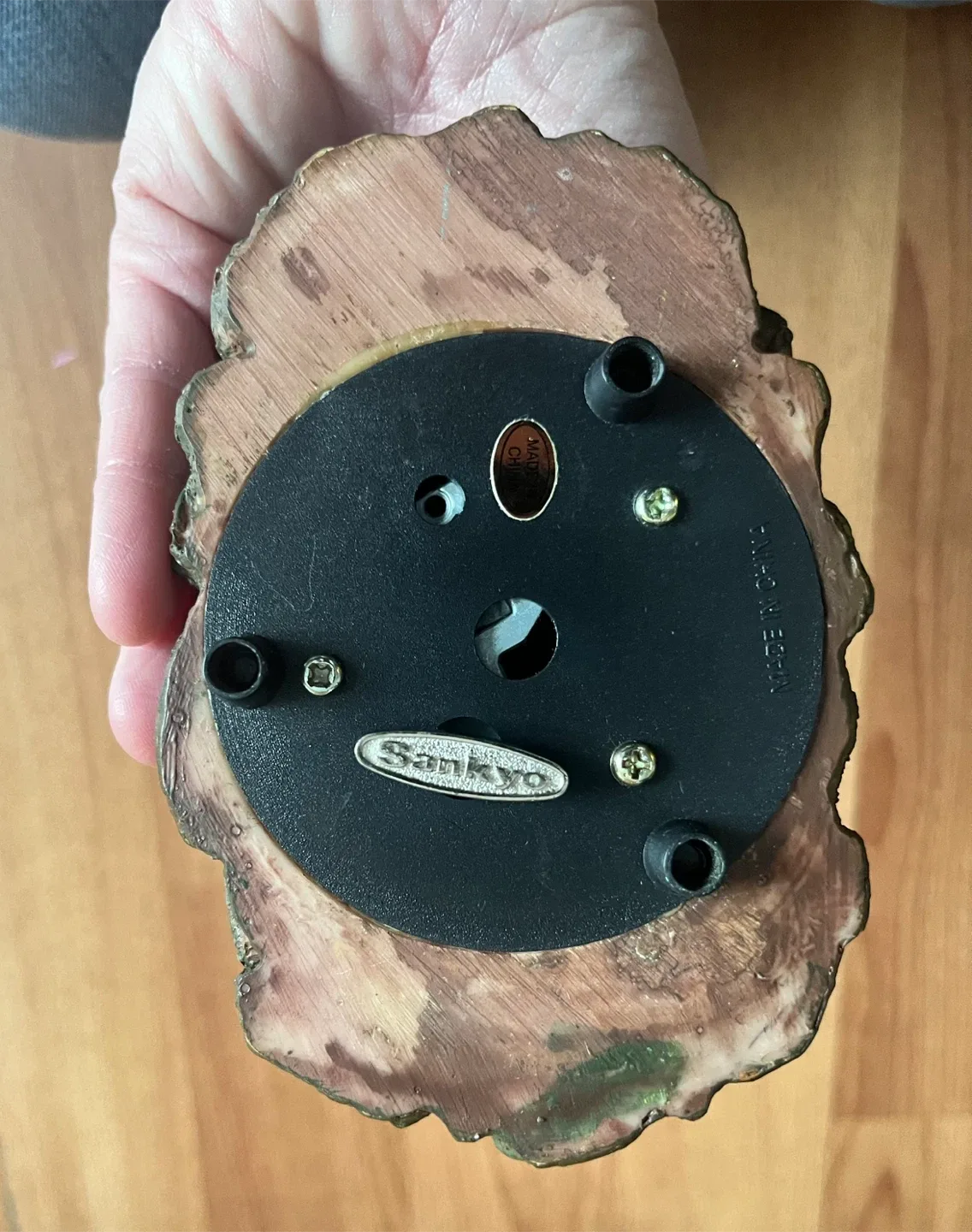 #Cleanout- Sankyo Nativity Scene Music Box image indicator(3)