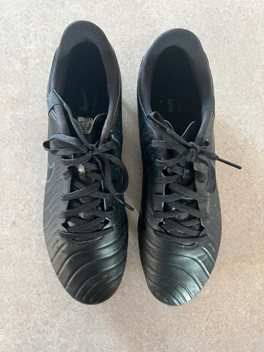 Nike Tiempo Soccer Cleats - US 10