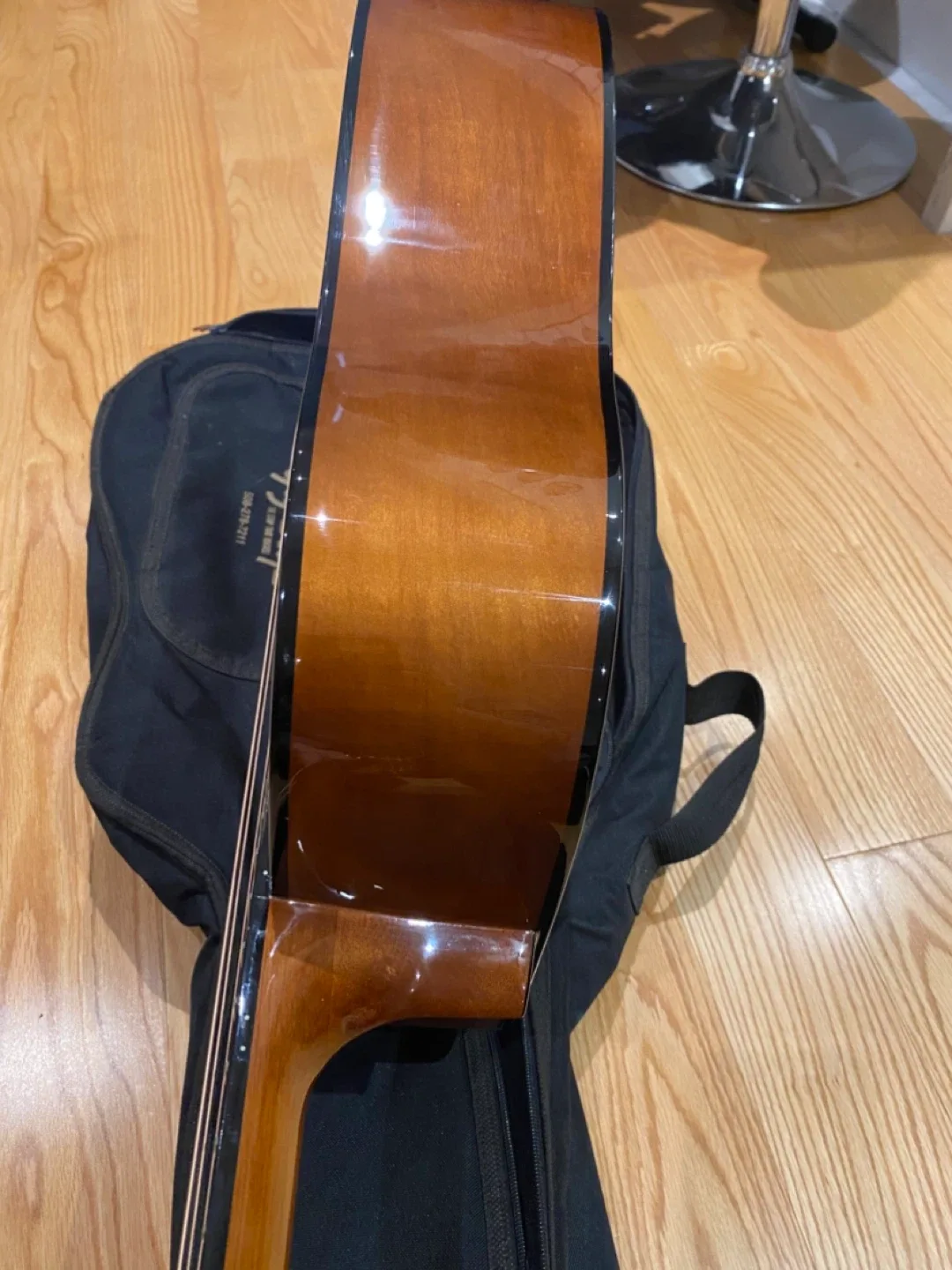 Beaver Creek BCTD101 Acoustic Guitar image indicator(6)