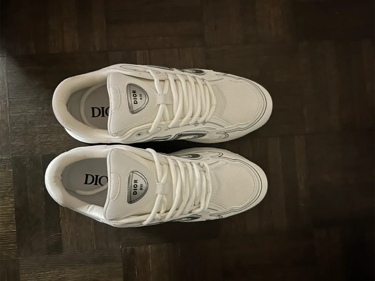 Dior B30 White Sneakers image indicator(2)