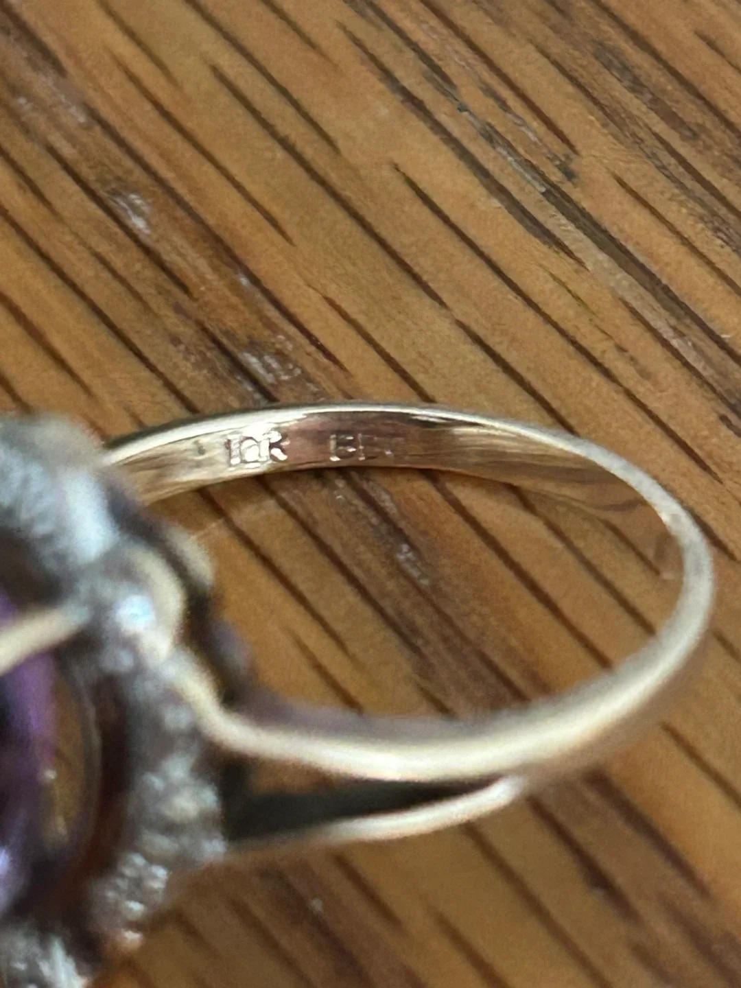 Vintage 10K Gold Amethyst Teardrop Ring image indicator(4)