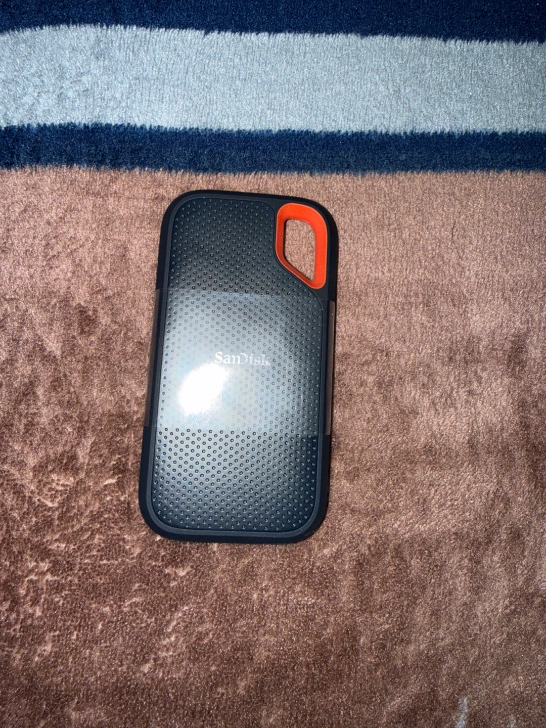 SanDisk Extreme Portable SSD 4TB - Like New! - photo 4