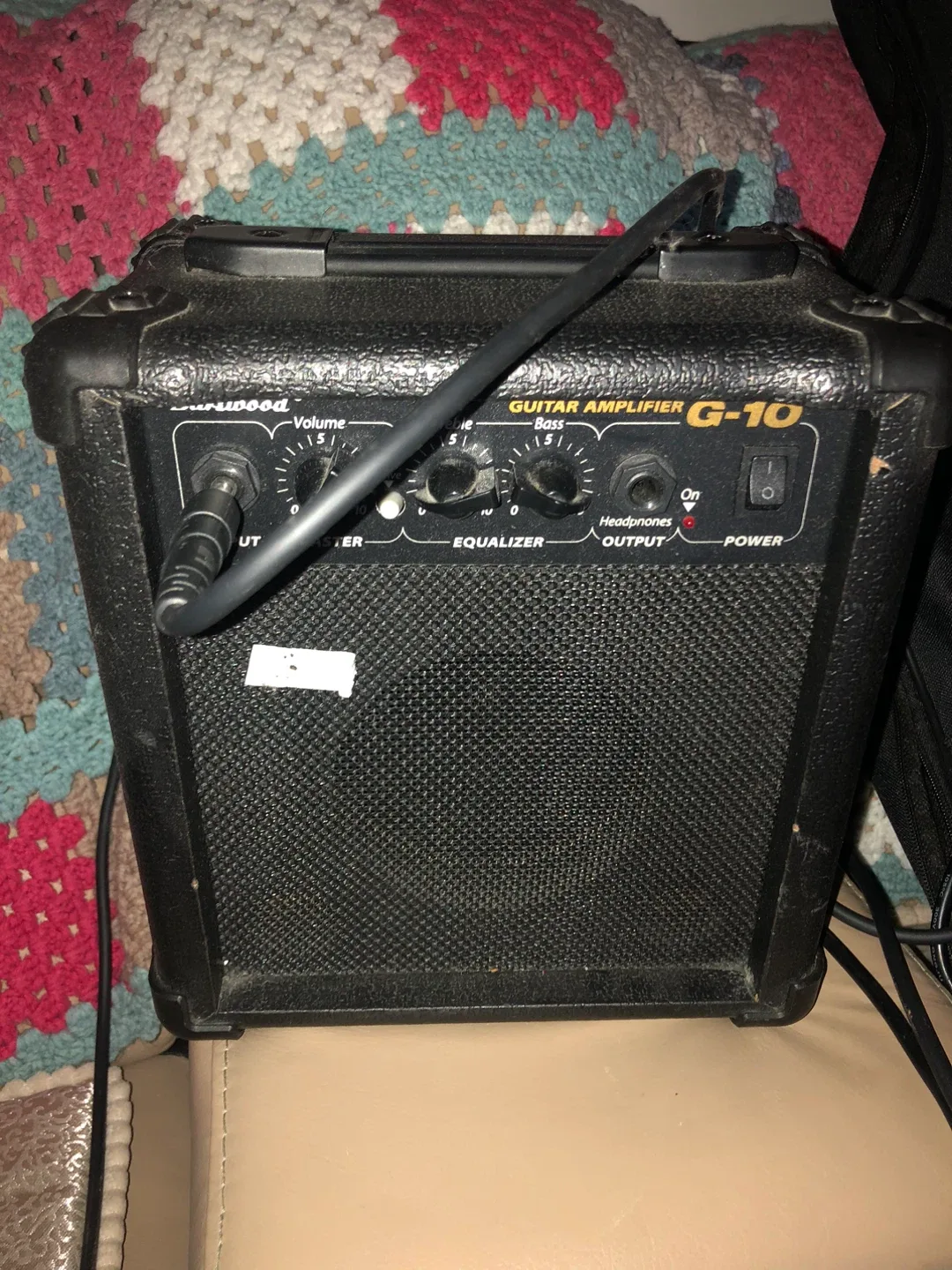 Electric Guitar + Amp + Bag | Full Starter Set - Works Great image indicator(3)