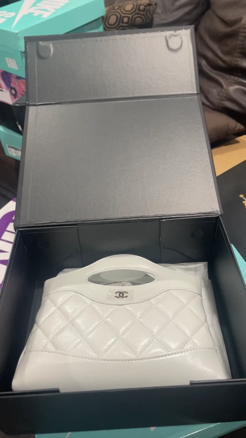 CHANEL Top Handle Mini Bag White image indicator(8)