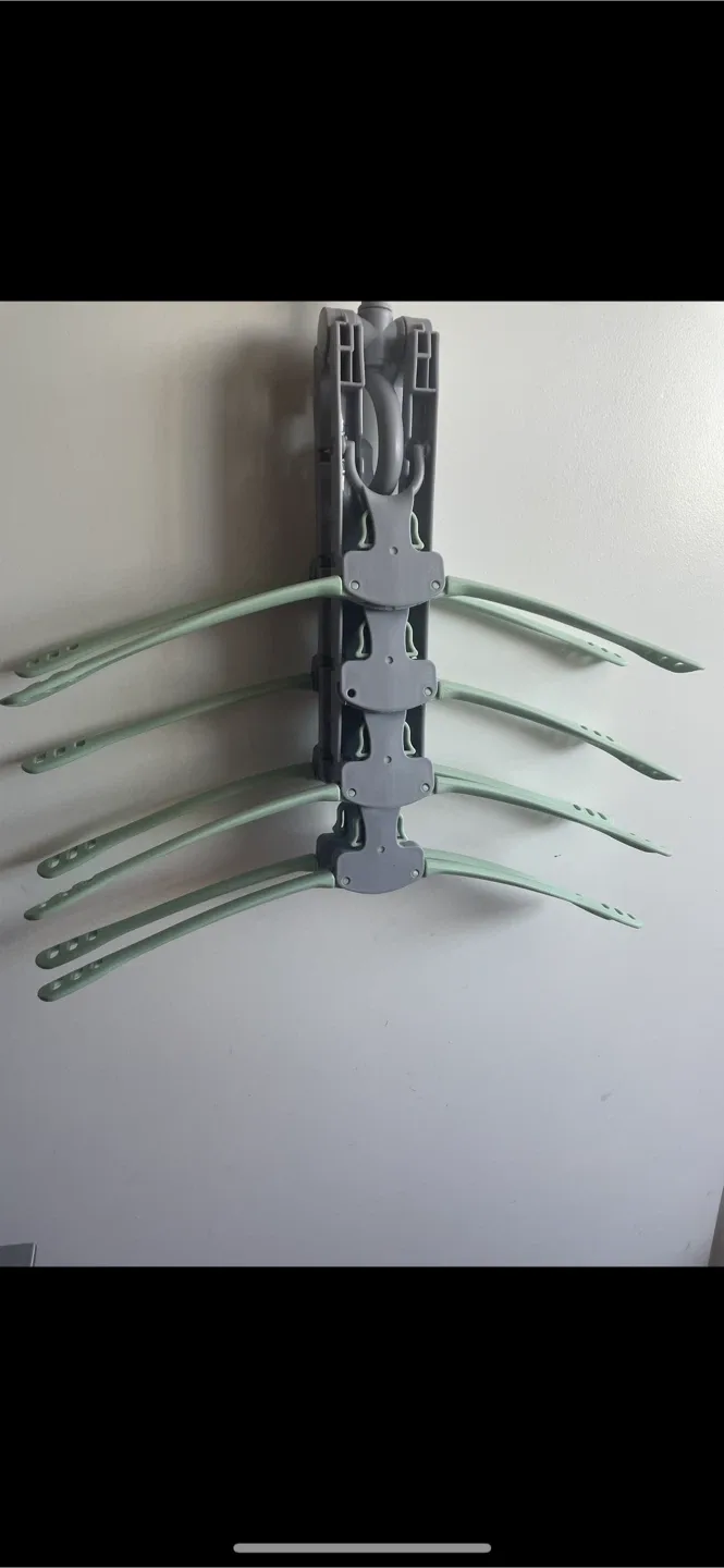 ROYALL LYME 8-in-1 Magic Clothes Hanger