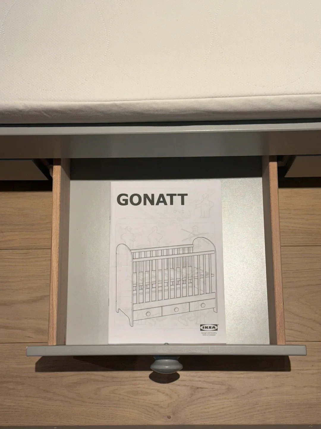 IKEA Gonatt Adjustable Crib With Mattress image indicator(5)