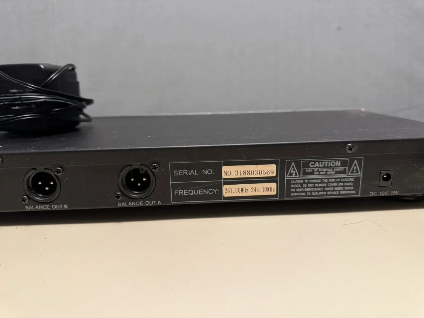 Takstar TS-3188 Wireless Microphone System image indicator(2)