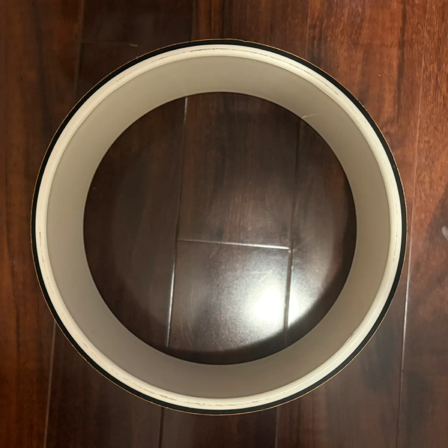 Yoga Wheel with Cork Outer Layer image indicator(3)