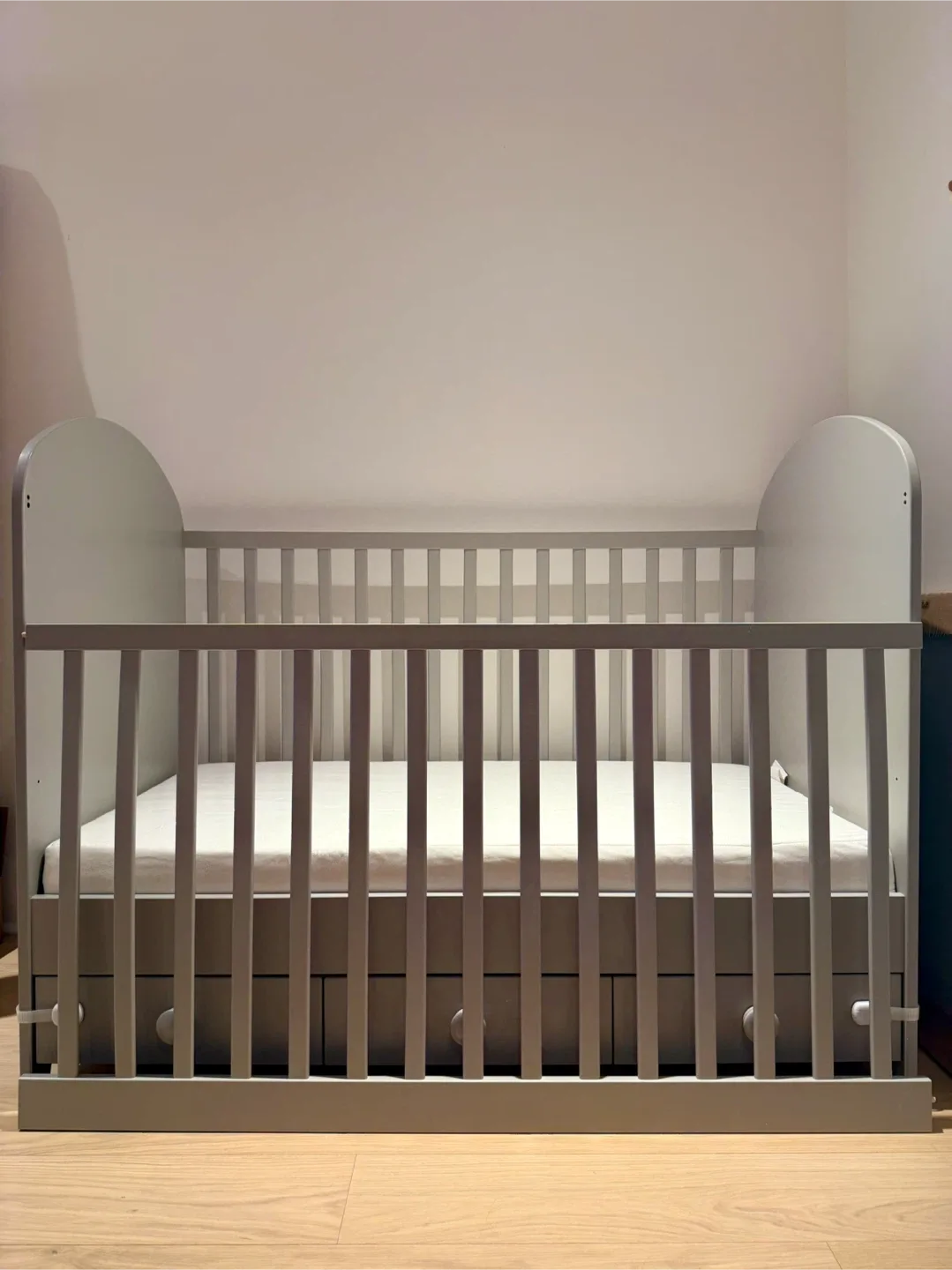 IKEA Gonatt Adjustable Crib With Mattress