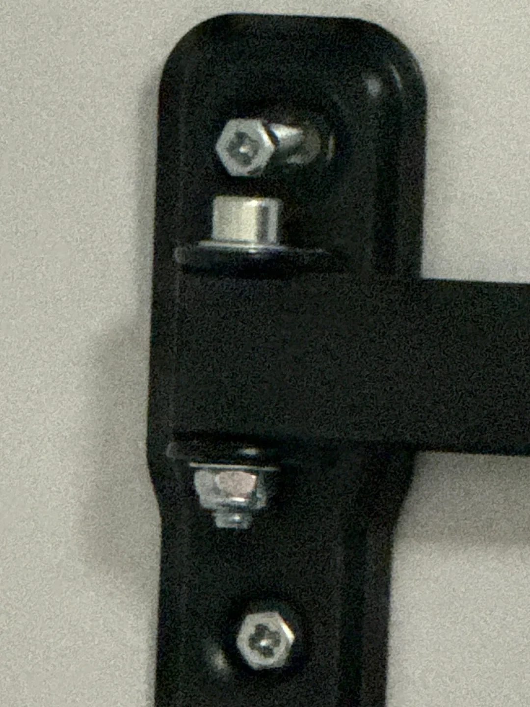 #Cleanout TV Wall Mount - Black image indicator(3)