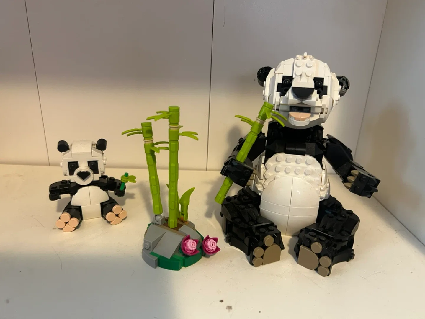 LEGO Panda Bear & Bamboo Set image indicator(2)