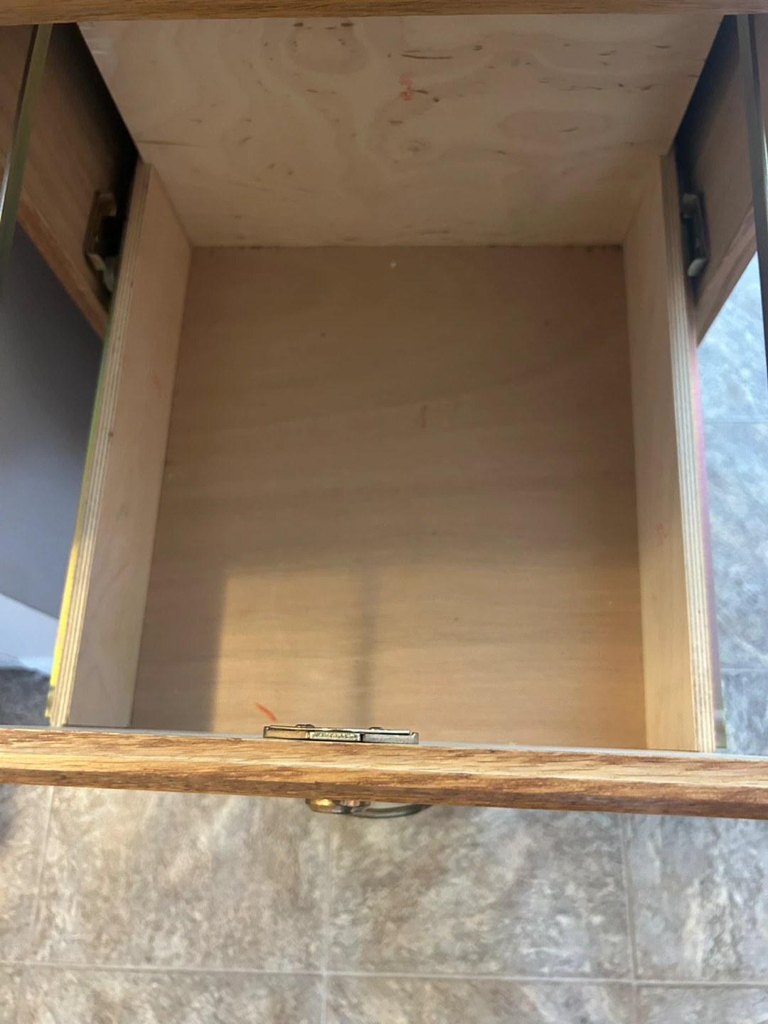Wooden Filing Cabinet - Two Drawers - photo 3