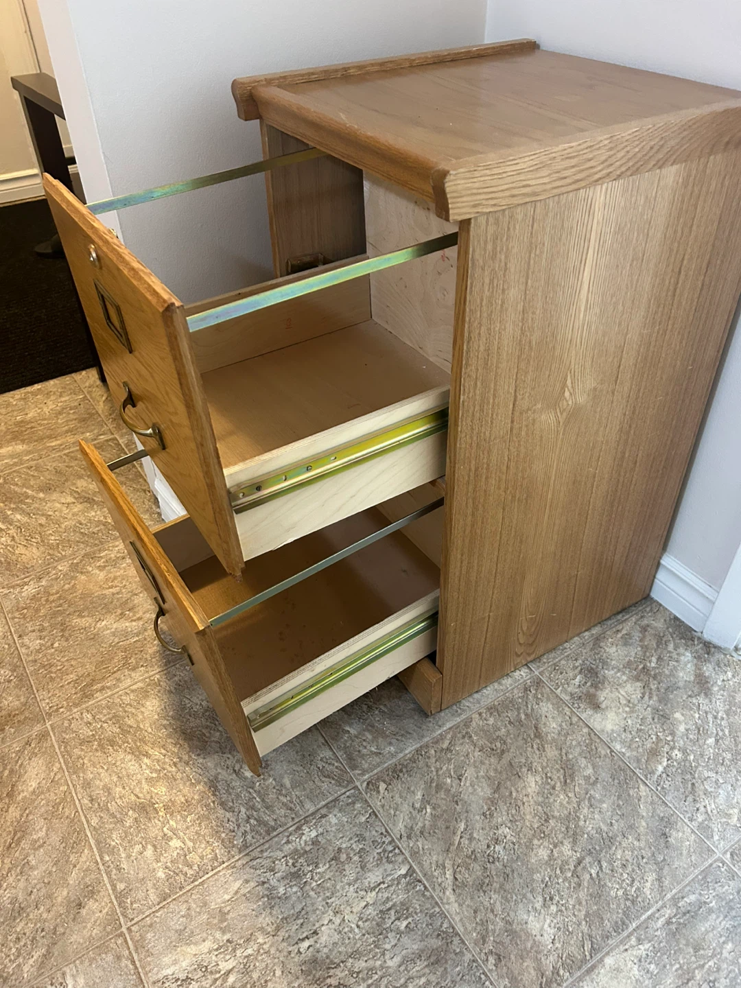 Wooden Filing Cabinet - Two Drawers - photo 4