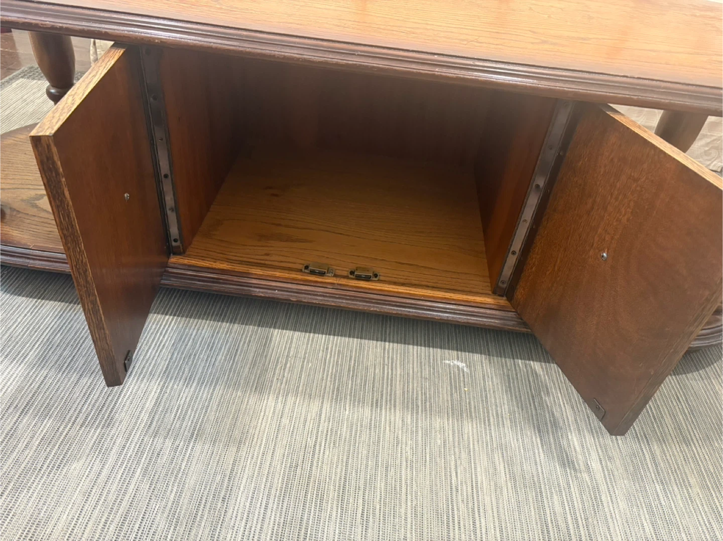 Vintage Wooden Oval Coffee Table - photo 3