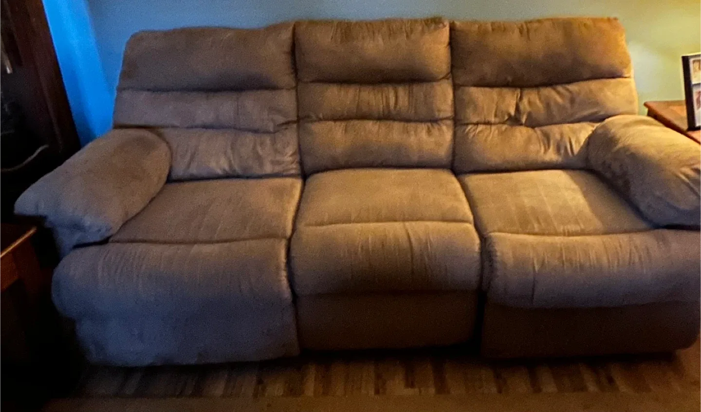 A couch and a sofa recliner set image indicator(3)