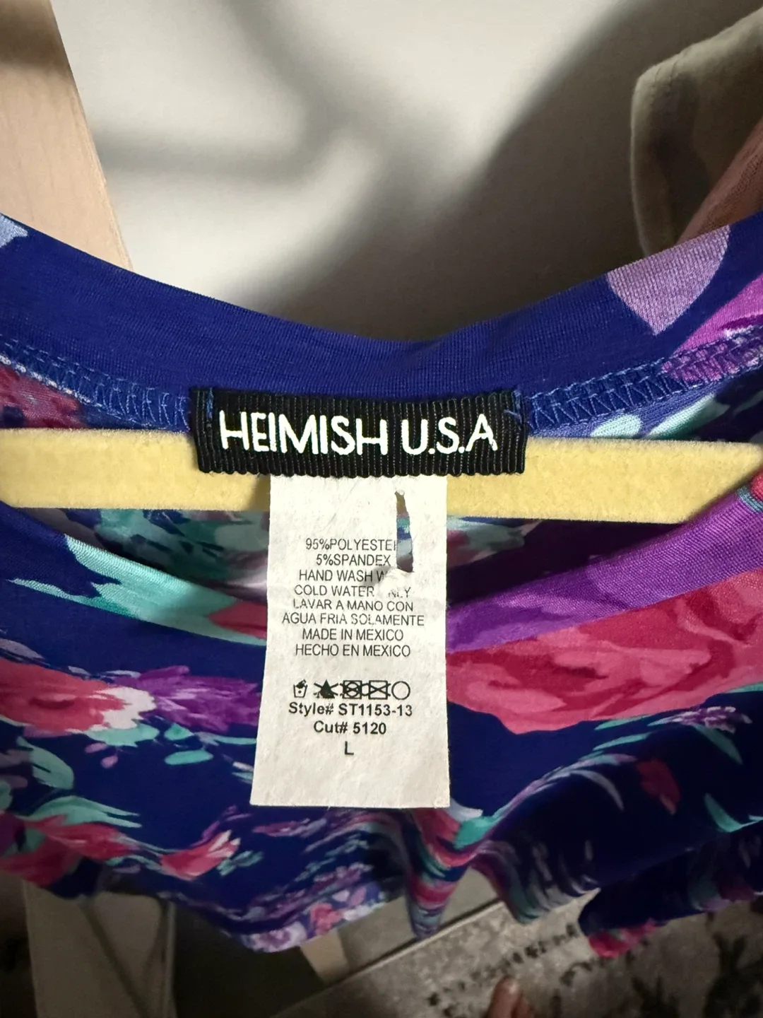 #cleanout Heimish USA Floral Top - Size L image indicator(2)
