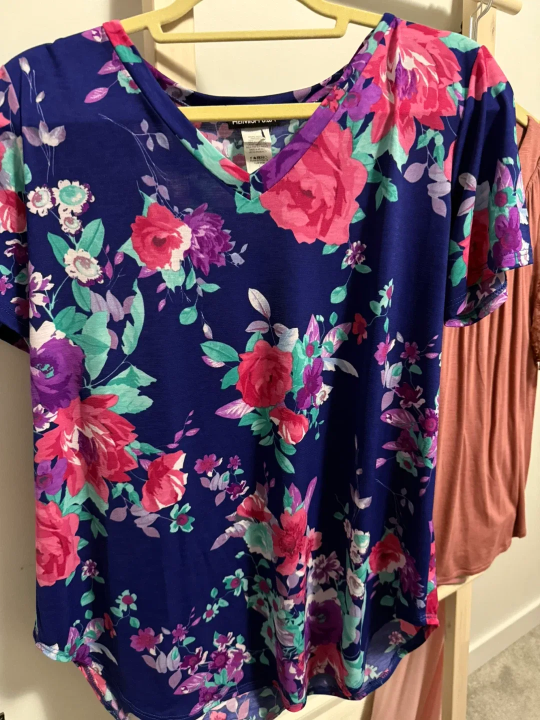#cleanout Heimish USA Floral Top - Size L