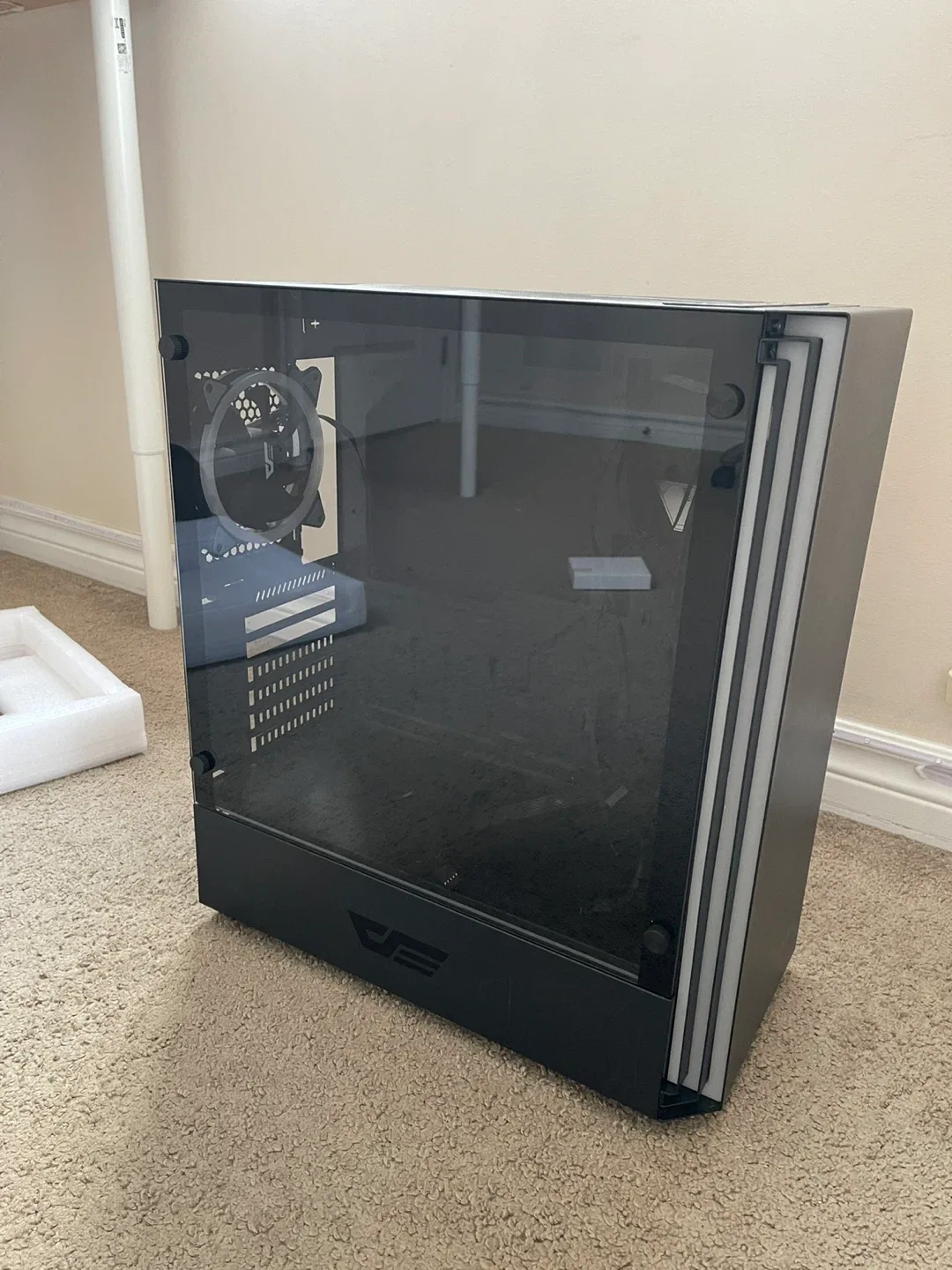 Darkflash ATX PC Case – Used, Clean, 4 Fans, Tempered Glass