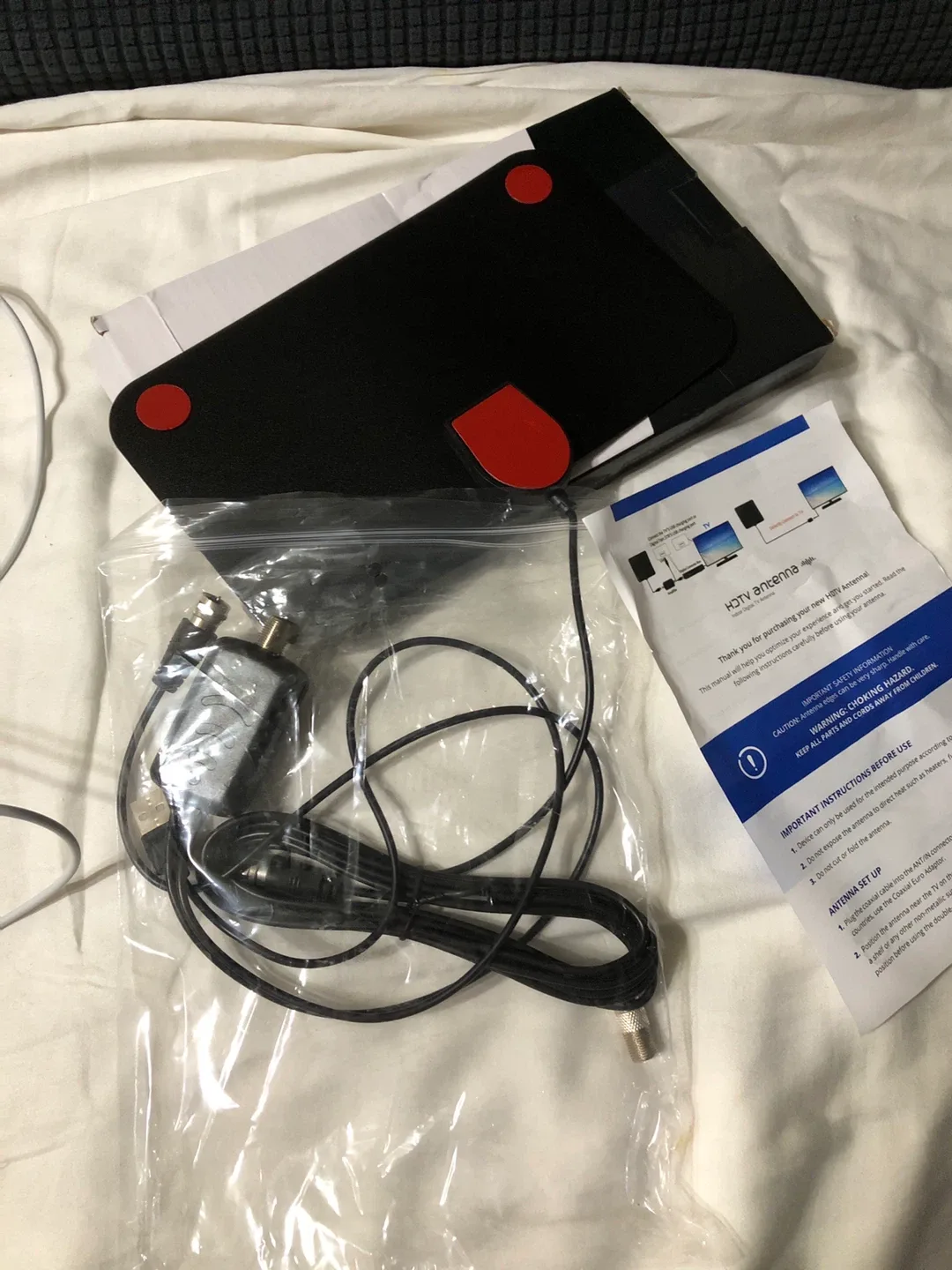 HDTV Antenna - New in Box image indicator(3)