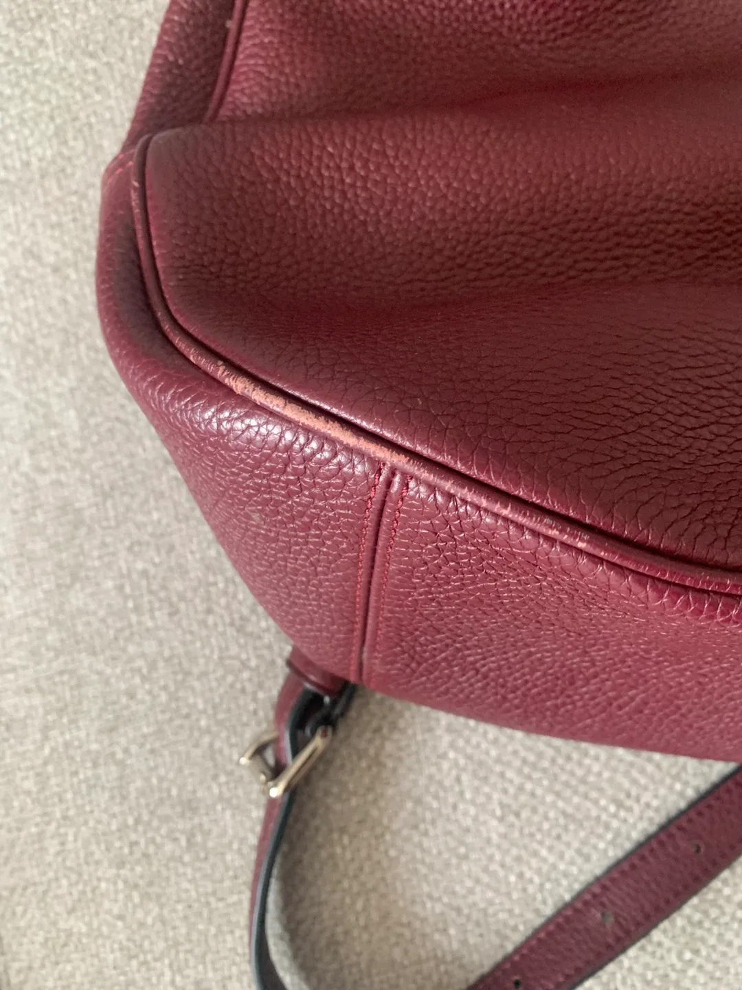 Coach Leather Hobo Bag Burgundy image indicator(4)