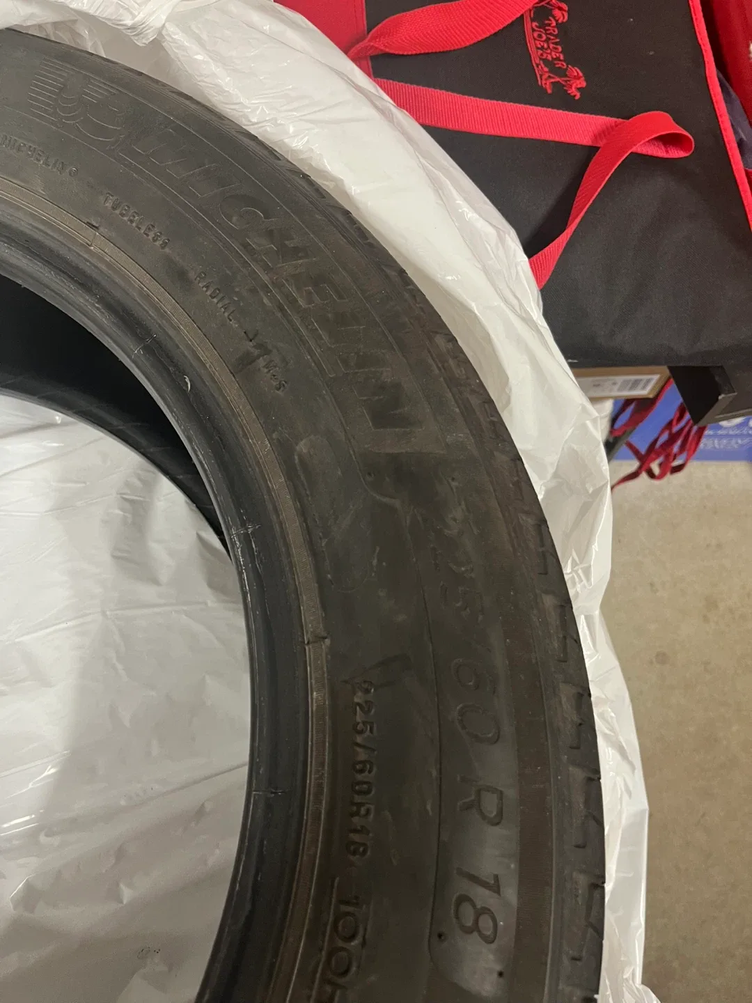 Four Michelin 225/60R18 Tires
