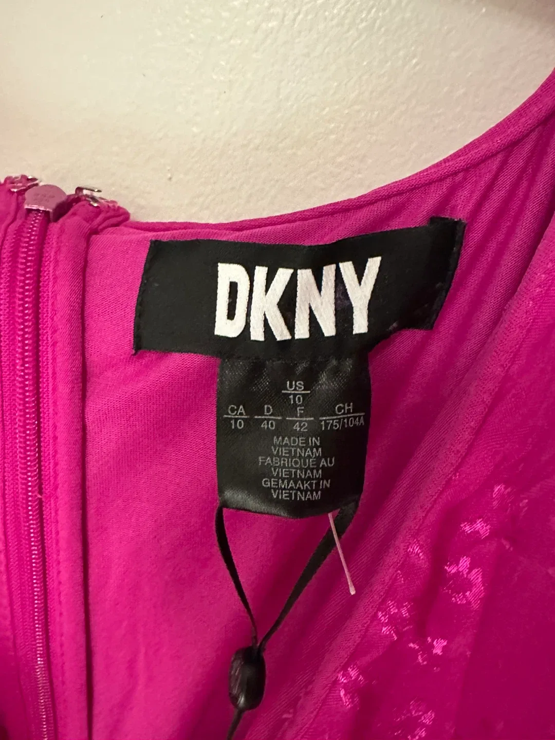 DKNY dress image indicator(3)