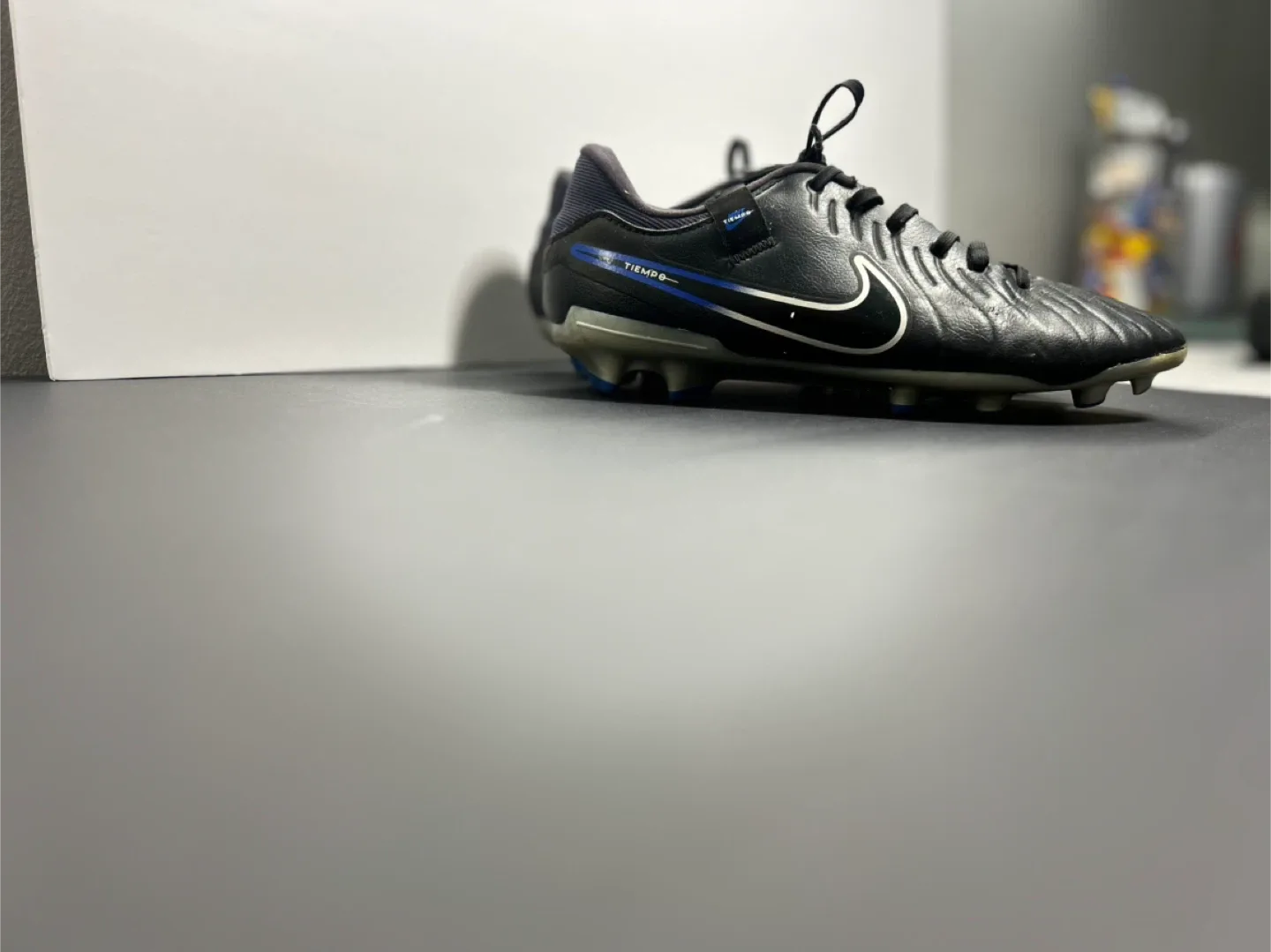Nike Tiempo legend Soccer Cleats image indicator(2)